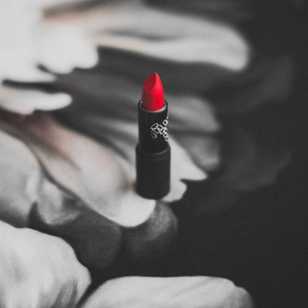 Le Coquelicot Lipstick No16#ACKiss16Photo1FCAudreyBozzetto.jpg